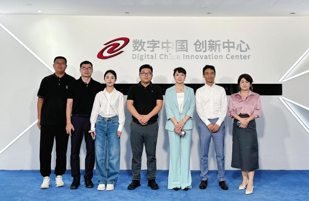 长安汽车杨军华一行到访神州数码和J9国际站 J9，共谋汽车业务创新之道